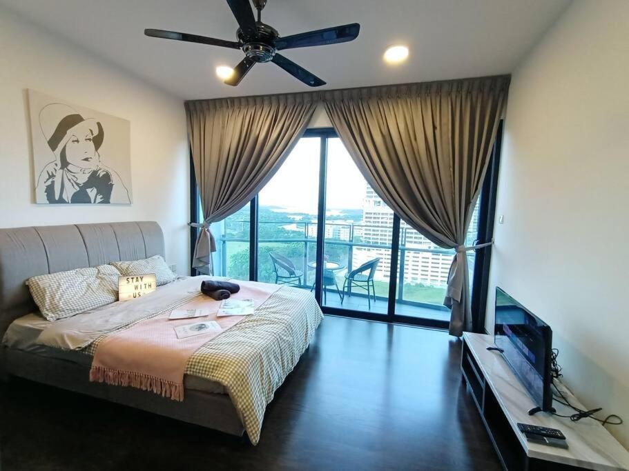 C0704 Almas Suite Seaview & Netflix Stay Нусаджайя Экстерьер фото